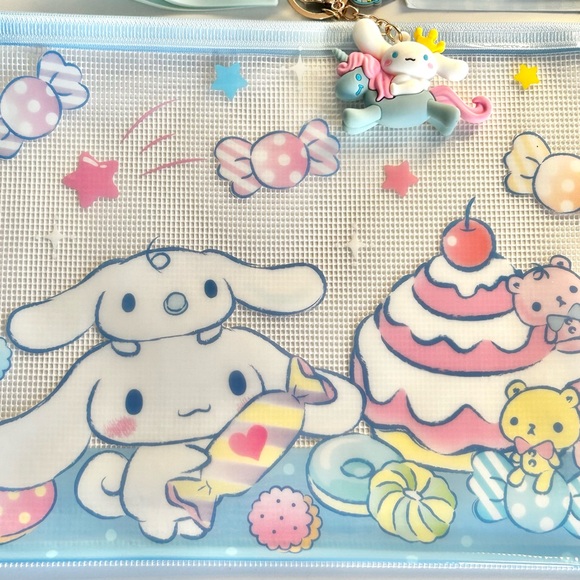 🩵Cinnamoroll Adorable Christmas Stocking Stuffer 6-Piece Mini Bundle - Picture 3 of 7